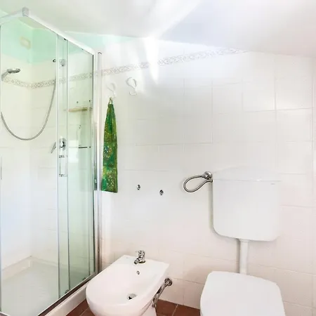 Casa Agrate Lejlighed